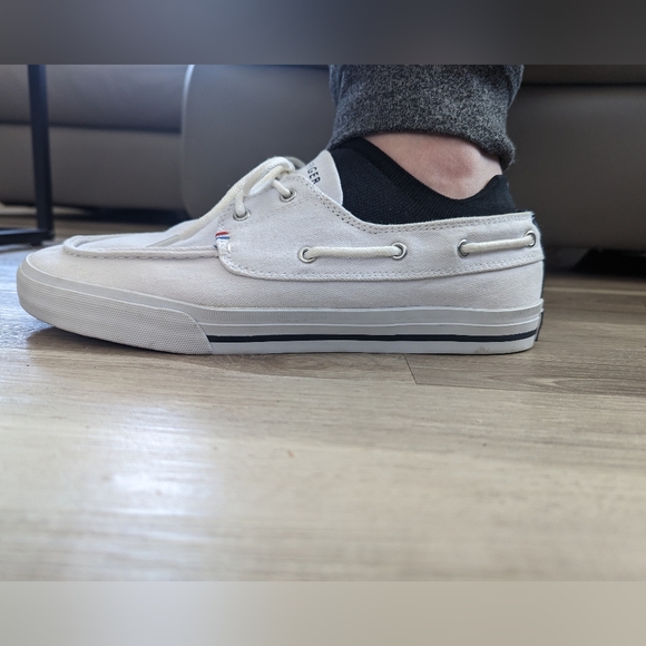 Men's Tommy Hilfiger canvas shoe - Picture 2 of 7